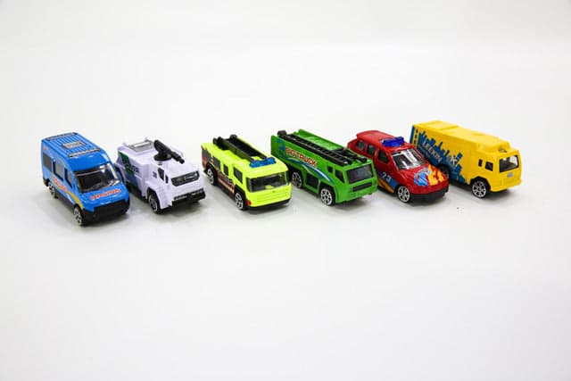 Spielzeugautos 3 Jahre